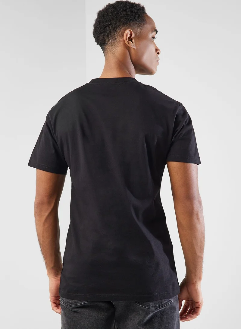 فانز تيشيرت بطبعة كتابة